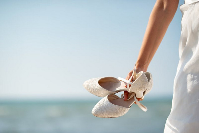 Braut am Ostseestrand
